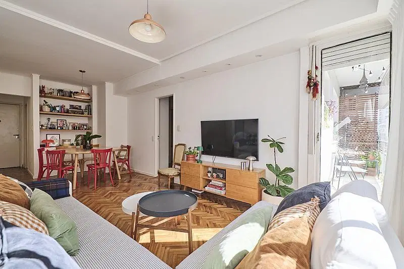 Departamento 3 ambientes Semipiso Luminoso Reciclado Impeable con balcon al frente en Palermo 2