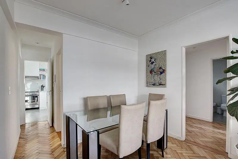 EXCELENTE DEPARTAMENTO DE 3 AMBIENTES CON BALCÓN TERRAZA, RECICLADO Y AMOBLADO EN ARENALES Y PARANÁ, 5