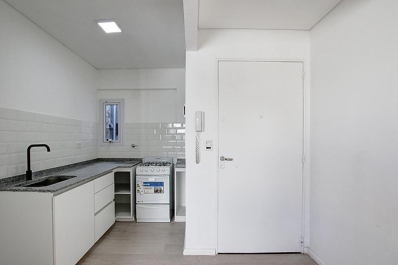 Foto de Departamento Monoambiente Semipiso Luminoso Reciclado Impecable en Recoleta, imagen 5