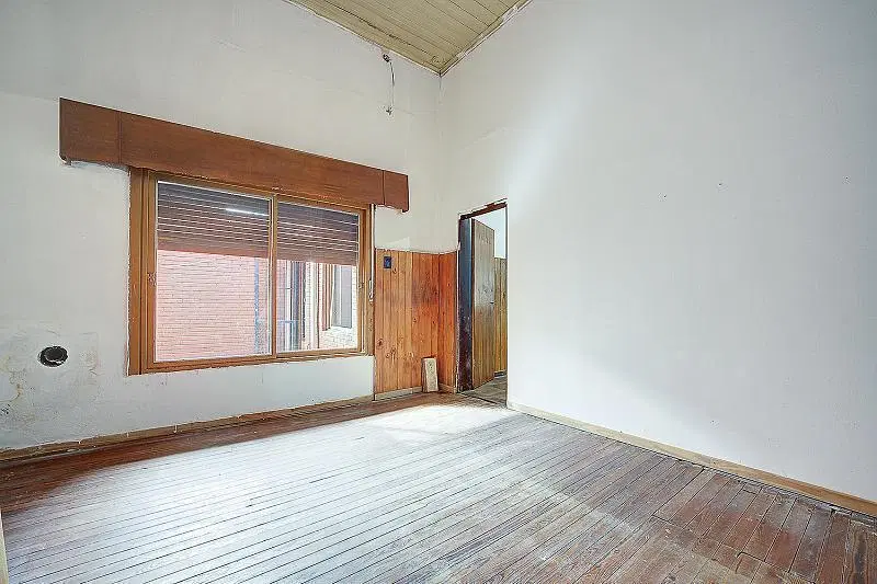 Departamento PH 3 ambientes Tipo casa A reciclar con 2 patios Apto credito en Lanus Este 3