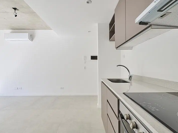 Departamento Monoambiente Luminoso Impecable con balcon y baulera a estrenar en Belgrano 5