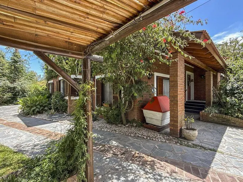 Excelente propiedad en venta en Parque Natura 4