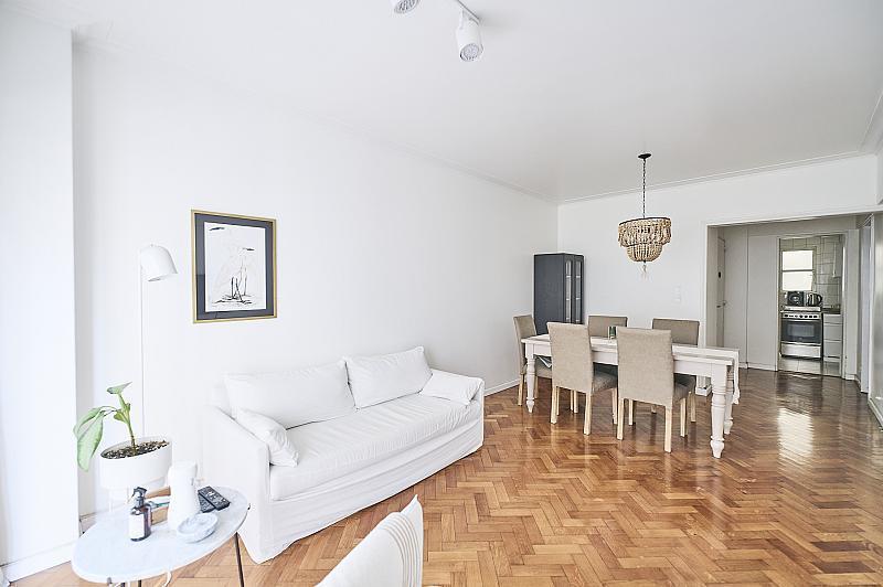 Departamento 3 ambientes Semipiso Luminoso Impecable en Barrio Norte
