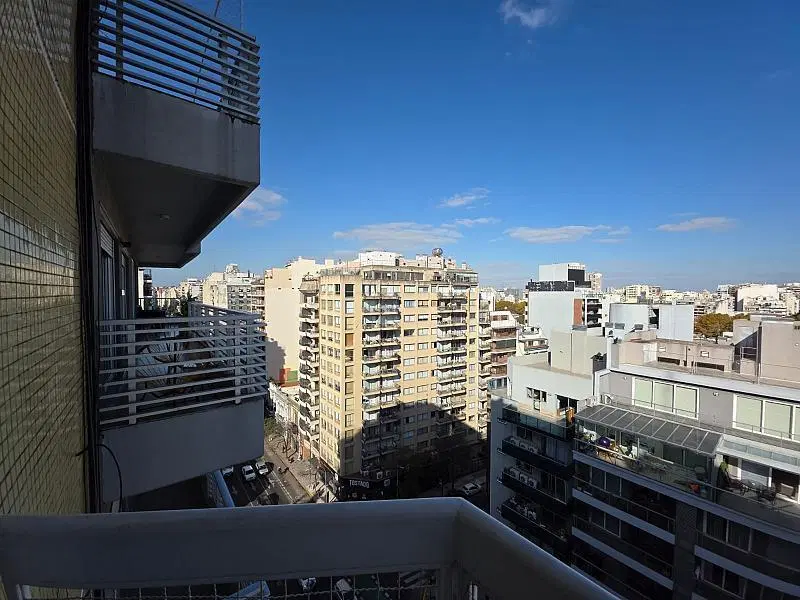Venta Palermo 2 Ambientes al Frente con Balcón 1