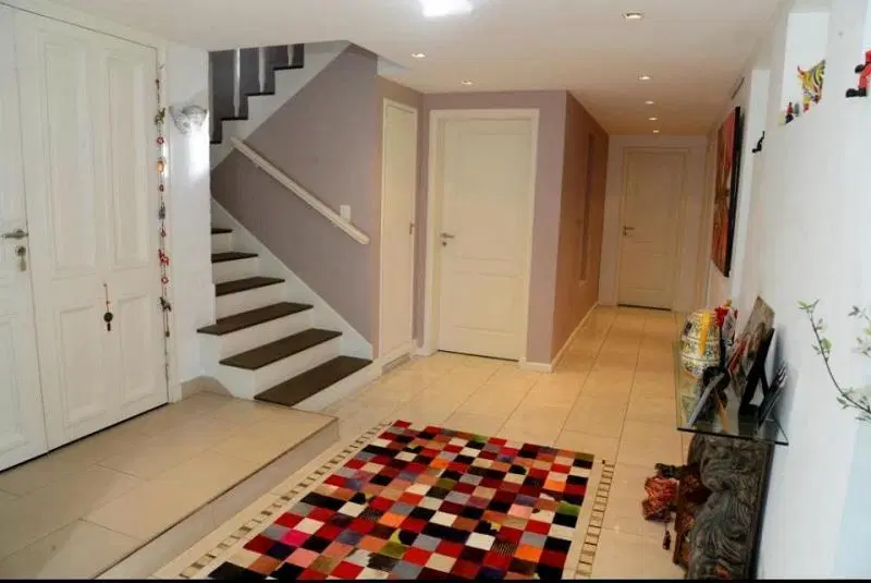 Casa en Highland Park, venta con renta 8
