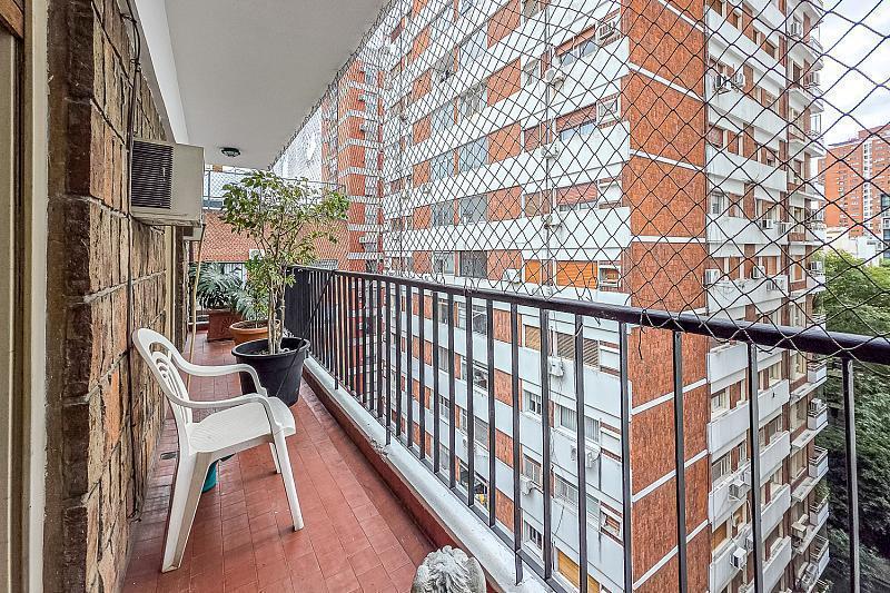 Venta Belgrano Dúplex 3 dormitorios Cochera Impecable