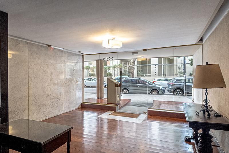 Venta Belgrano Dúplex 3 dormitorios Cochera Impecable