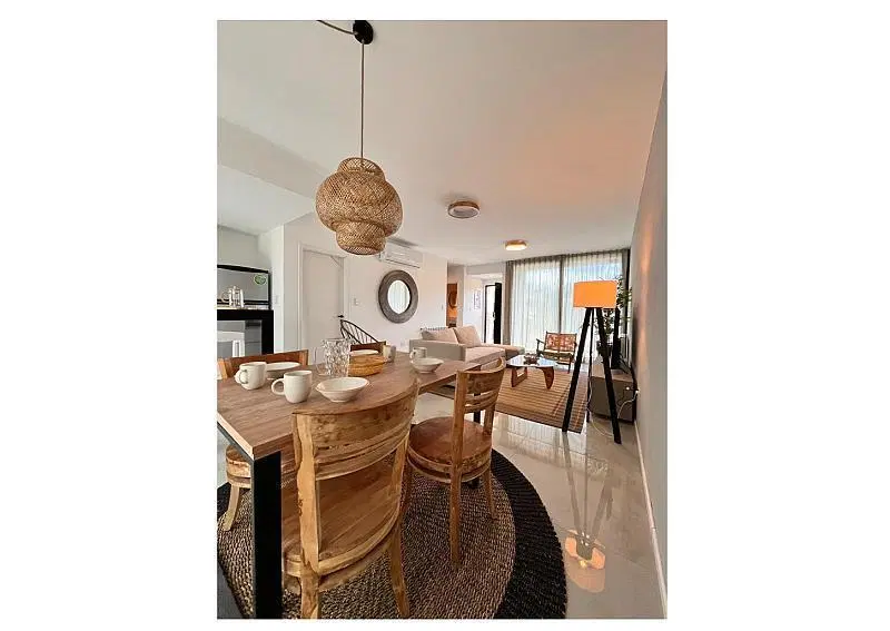 Tigre venta triplex en barrio cerrado con patio y jardín. 3