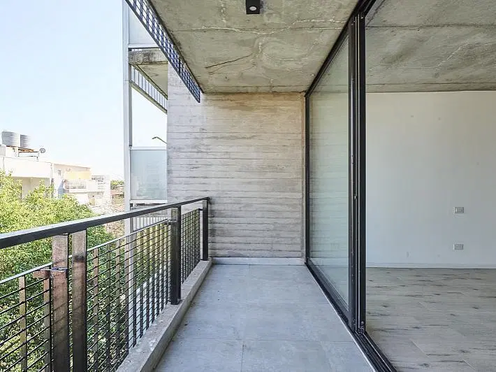 Venta Villa Ortuzar Ambiente único con balcón a Estrenar Edificio de Categoria 5
