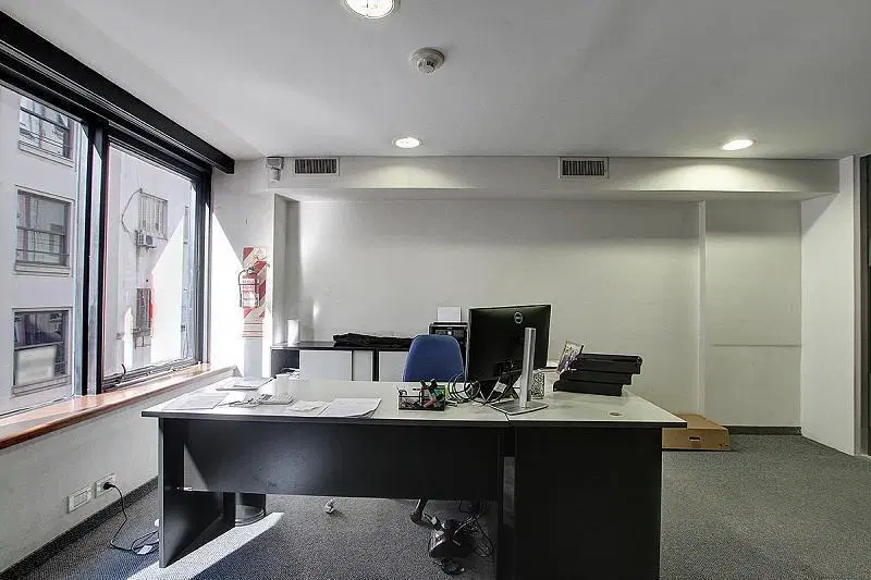 Oficina en alquiler en Microcentro 4