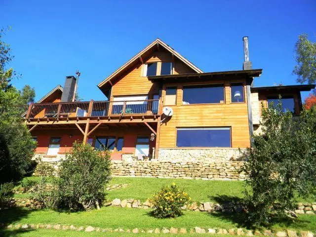 Venta excelente casa vista al lago 3 dormitorios mas dependencia, Barrio Antuhue, Bariloche 4