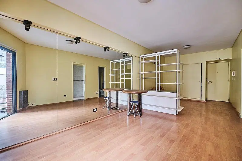 Departamento Monoambiente Semipiso Cocina independiente Muy buen estado con balcon en Palermo 2