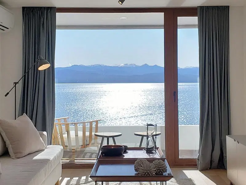 Venta Bariloche Departamento 3 ambientes amplios con vistas al lago. 2
