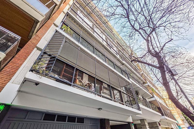EXCELENTE 2 AMBIENTES LATERAL LUN¡MINOSO CON VISTA. INMEJORABLE UBICACION.. APTO CREDITO HIPOTECARIO