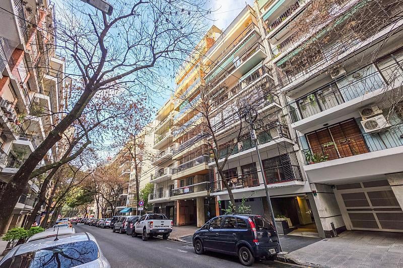 EXCELENTE 2 AMBIENTES LATERAL LUN¡MINOSO CON VISTA. INMEJORABLE UBICACION.. APTO CREDITO HIPOTECARIO