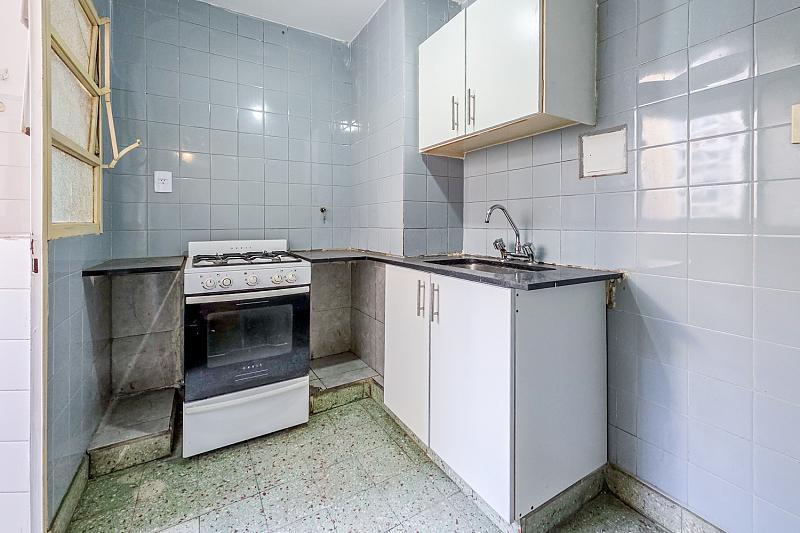 EXCELENTE 2 AMBIENTES LATERAL LUN¡MINOSO CON VISTA. INMEJORABLE UBICACION.. APTO CREDITO HIPOTECARIO