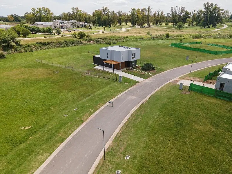 ALUEN Barrio Privado - LOTES 4