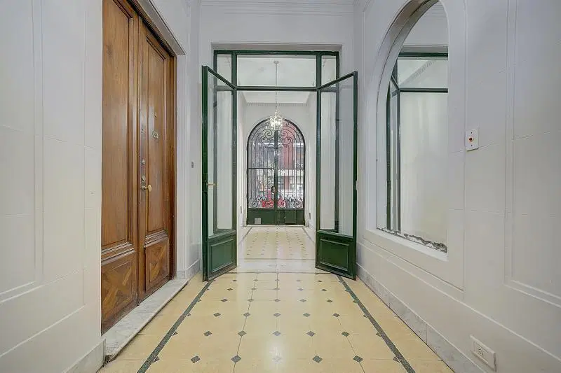Venta Departamento 4 ambientes Excelente ubicación Caballito 2