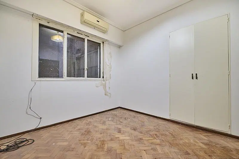 Departamento 3 ambientes Semipiso A reciclar con baulera en Recoleta 5