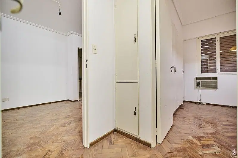 Departamento 3 ambientes Semipiso A reciclar con baulera en Recoleta 4