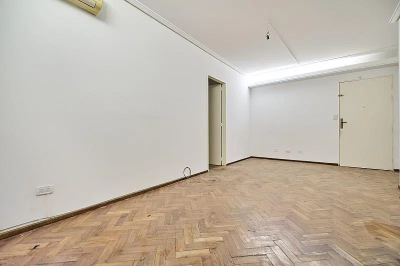 Departamento 3 ambientes Semipiso A reciclar con baulera en Recoleta 8