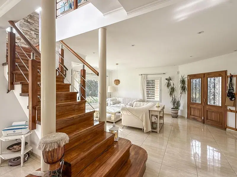 Casa en venta en La Florida, Zarate: calidad, amplitud y el privilegio de vivir sin expensas 5