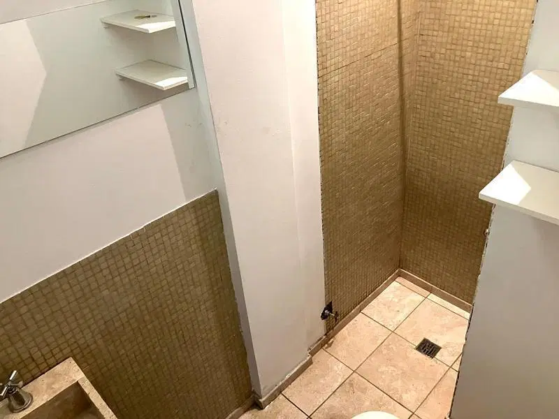 Departamento Monoambiente Luminoso Reciclado Apto profesional y comercial con balcon en Recoleta 5