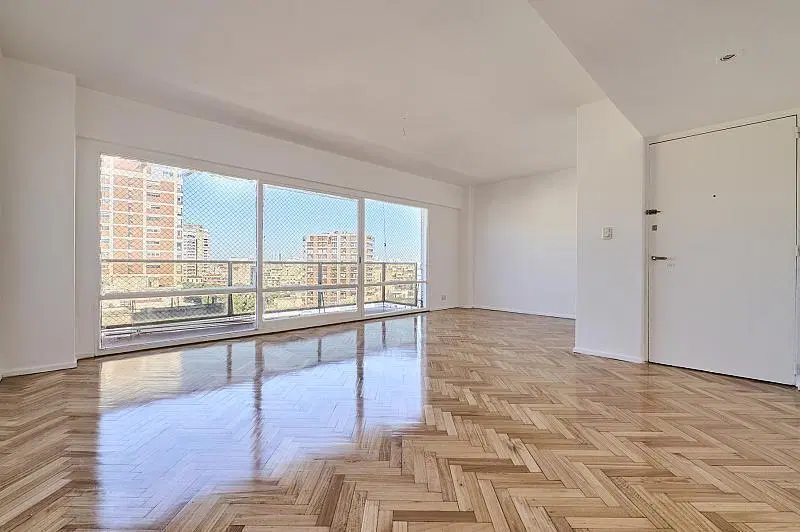 Excelente semipiso en Las Heras y Rodriguez Peña todo externo en Torre de Mario Roberto Alvarez 2