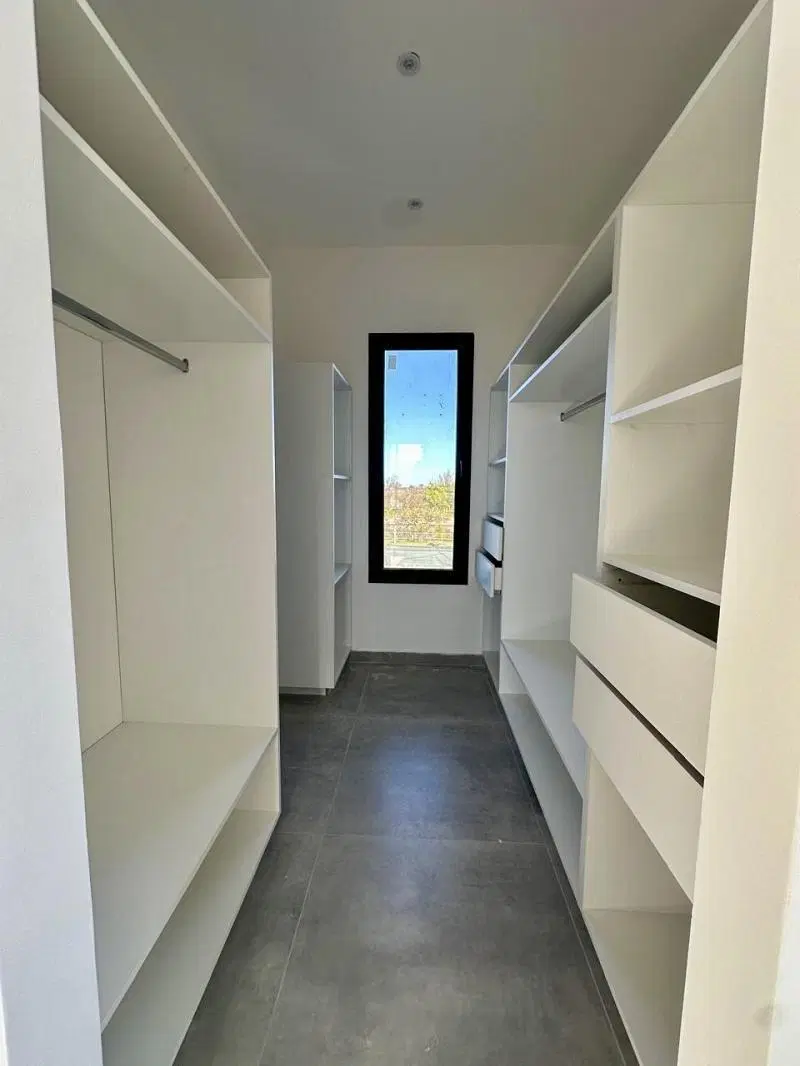 CASA EN SANTA ANA IMPECABLE - OPORTUNIDAD!! 3