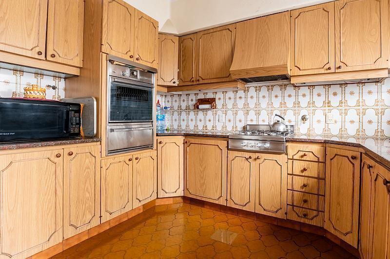 Foto de Venta Casa 3 dormitorios Estilo Francés con patio terraza y garage, imagen 3
