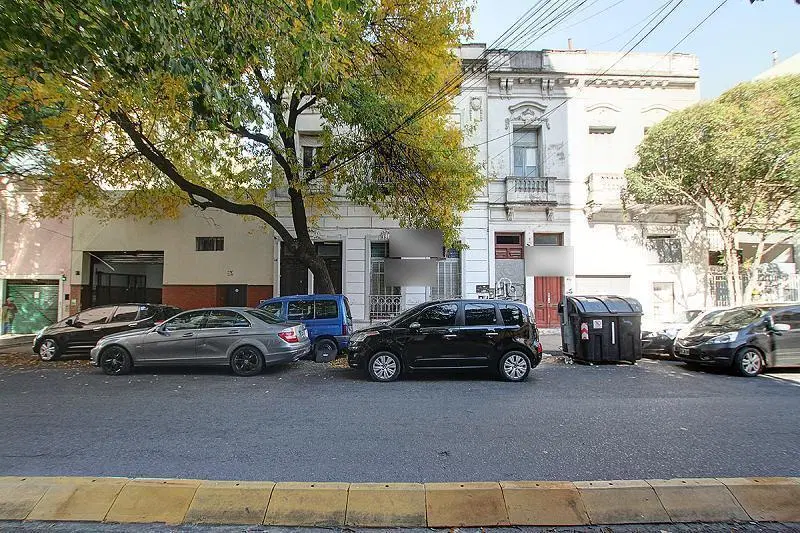 Estratégico terreno para 1152 metros vendibles a dos cuadras del Shopping Abasto 2
