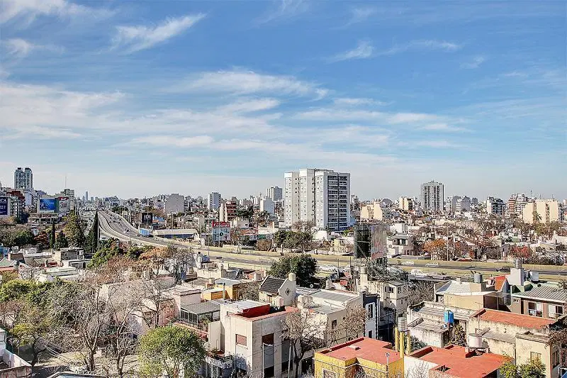 Departamento 2 ambientes Semipiso Luminoso Reciclado con balcon al frente en Parque Chacabuco 4