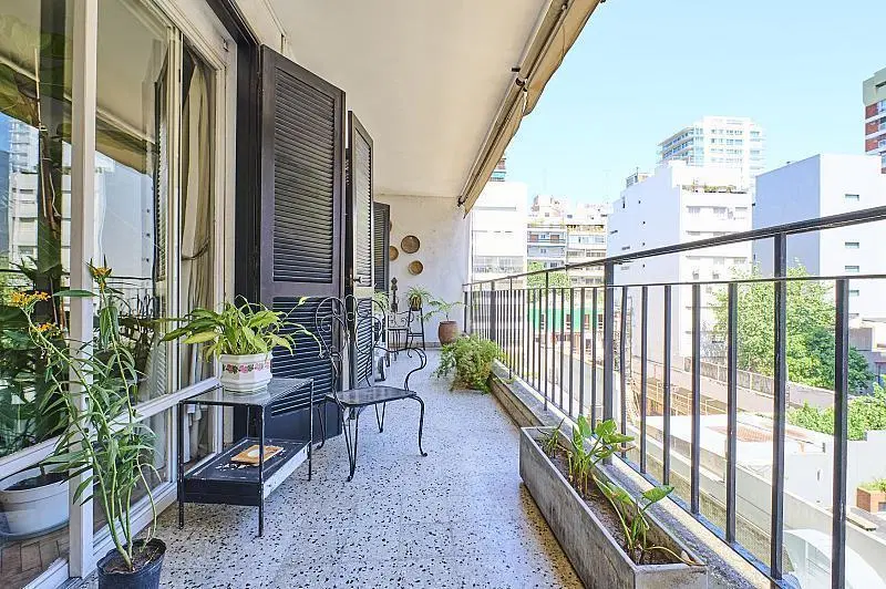 Venta- Las Cañitas 4 ambientes balcón cochera 4