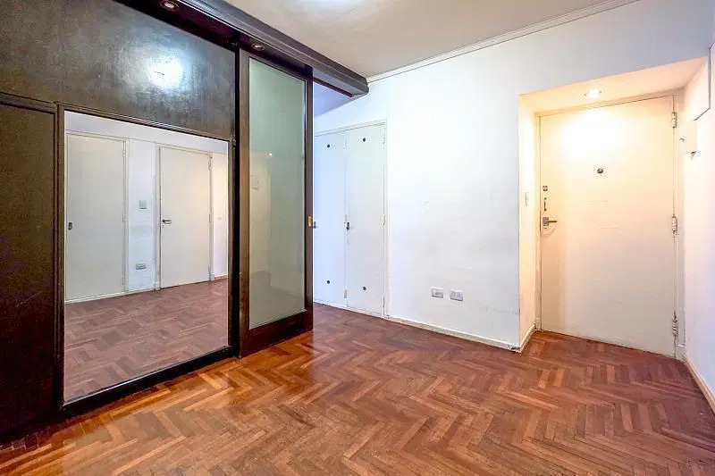 Venta Departamento Monoambiente Luminoso Al frente Balcón Caballito 3