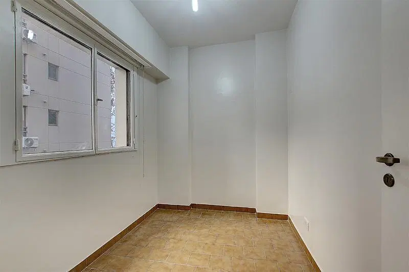 Departamento 4 ambientes Semipiso Luminoso dependencias con balcon y vista en Recoleta 8