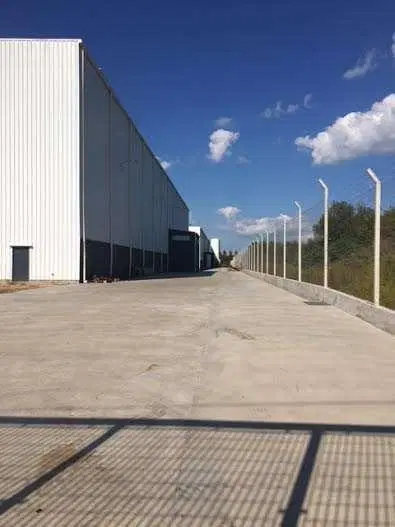 Excelente deposito en alquiler en parque industrial de tigre de 5600 m2 cubierto, s/ austria norte 4