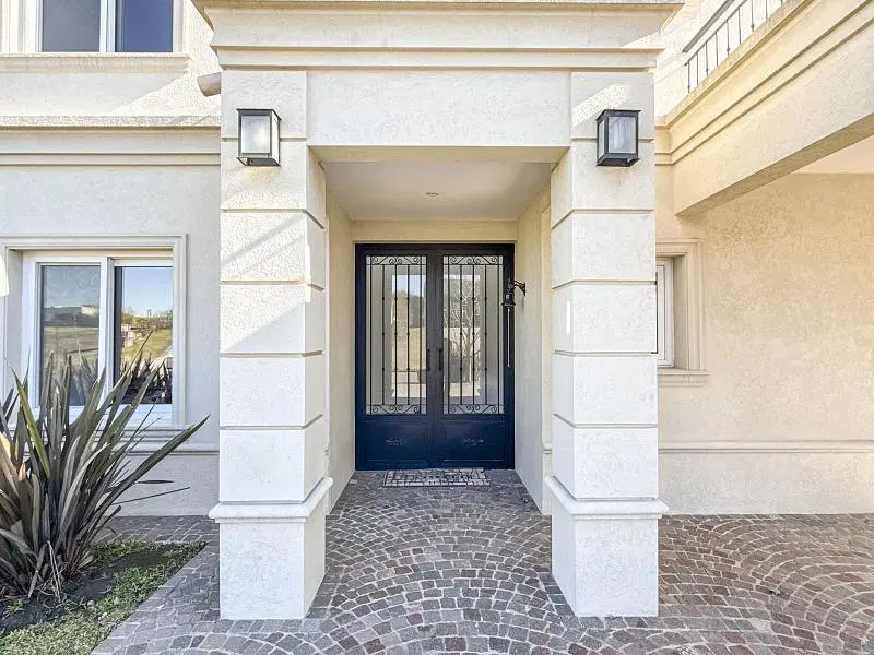 Casa de Categoría en Venta en La Reserva Cardales | Fondo al Golf | 6 Dormitorios | Piscina 4