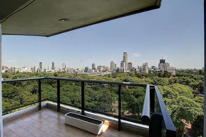 Piso alto. Impecable.  4 ambientes en Palermo 8