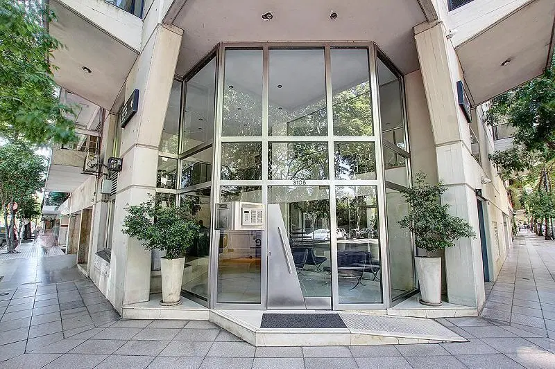 Piso alto. Impecable.  4 ambientes en Palermo 4