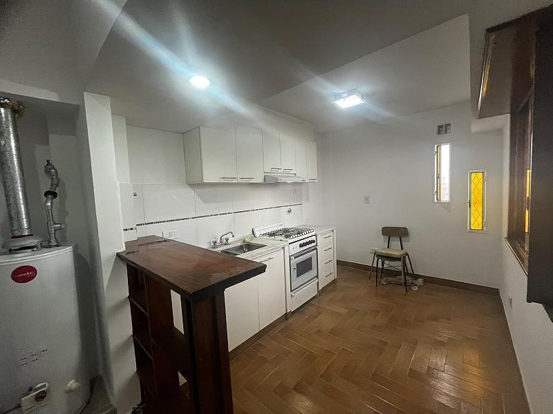 Foto de Departamento de 2 ambientes en ALQUILER en segundo piso. Turdera, Lomas, imagen 2