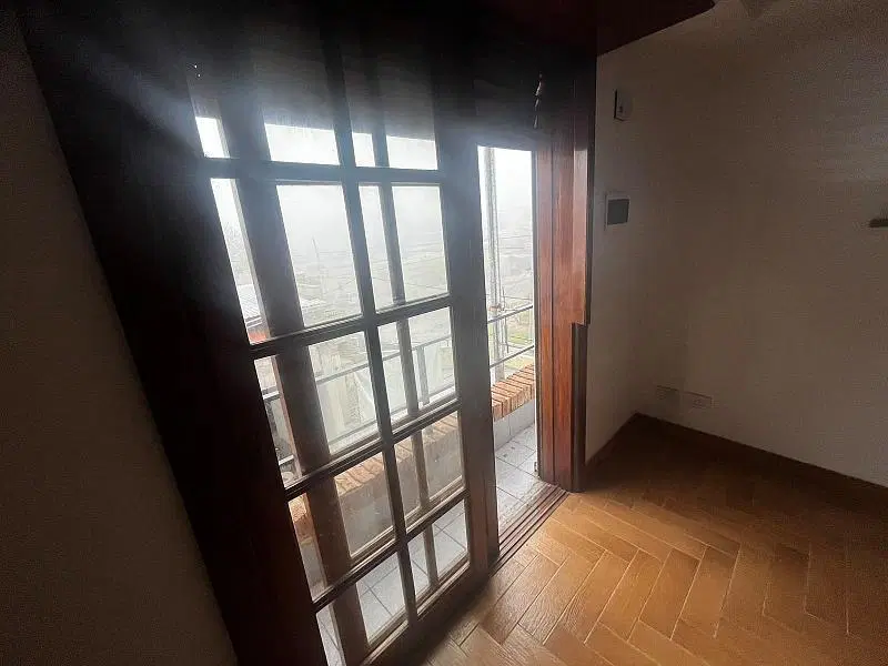 Departamento de 2 ambientes en ALQUILER en segundo piso. Turdera, Lomas de Zamora. 5