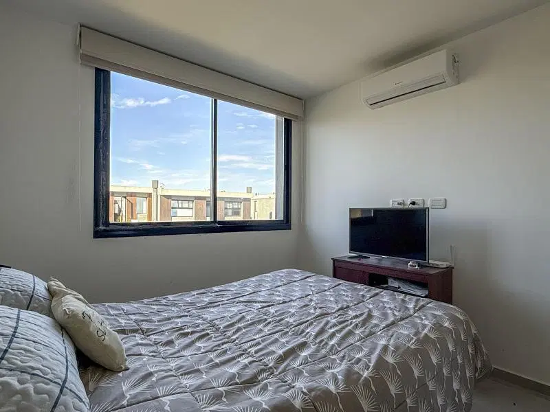 TOWN HOUSE EN VENTA IMPECABLE Y MODERNA EN BARRIO EL ALJIBE 5