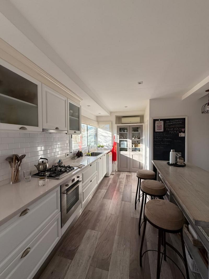Foto de Casa de 5 ambientes, espaciosa y luminosa, en barrio La Horqueta de, imagen 5