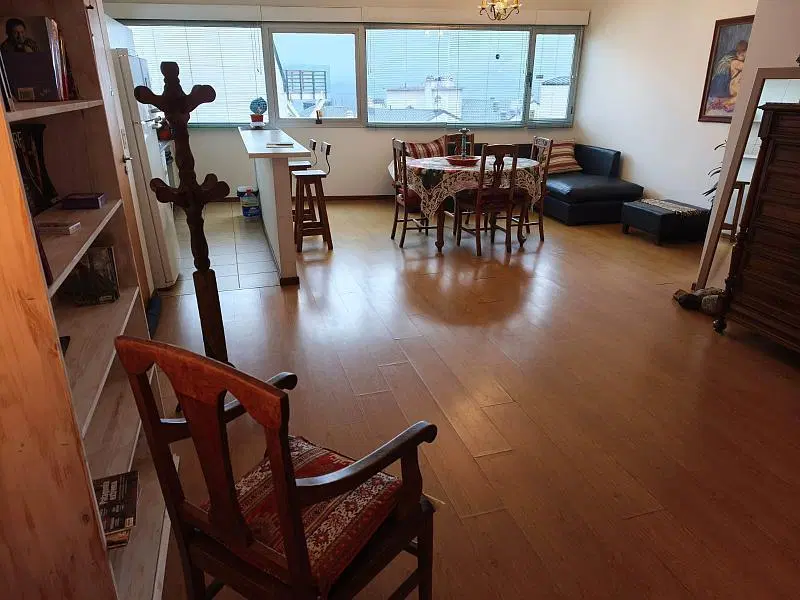 Departamento 2 dormitorios 2 baños en el Centro de Bariloche a 100 m del Centro Cívico 2