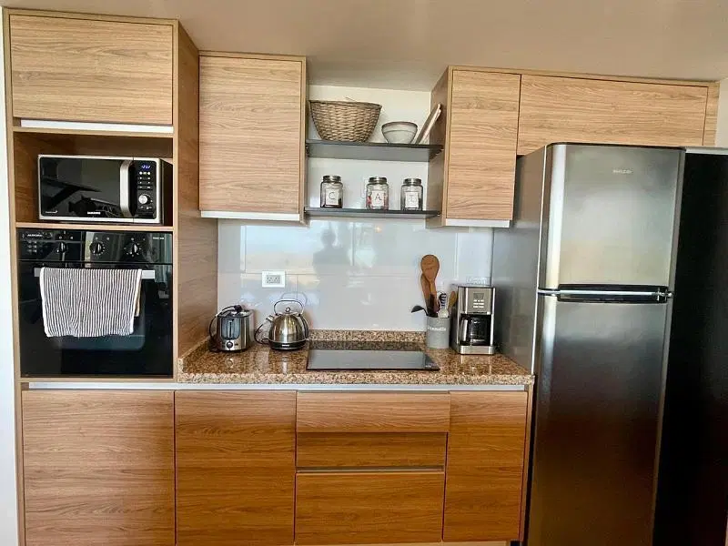 Venta departamento 3 ambientes equipado en North Beach, con gran calidad, balcon corrido primera lin 5