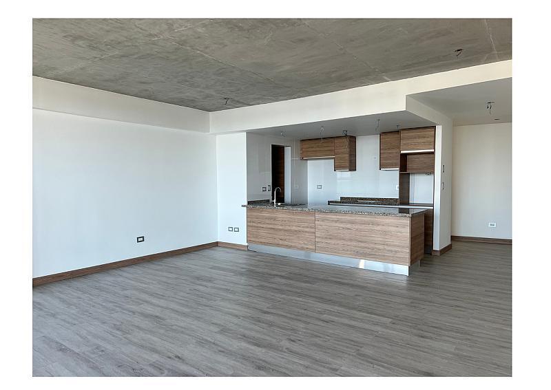 Foto de Venta Pinamar Departamento 3 ambientes frente al mar, imagen 1
