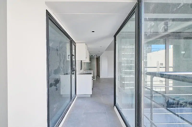 Venta Recoleta Amplio Departamento de 3 ambientes con balcon y parrilla 1