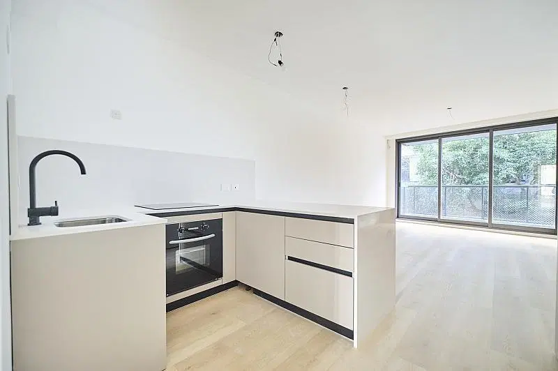 Semipisos de 2 ambientes pasantes Venta Recoleta 2