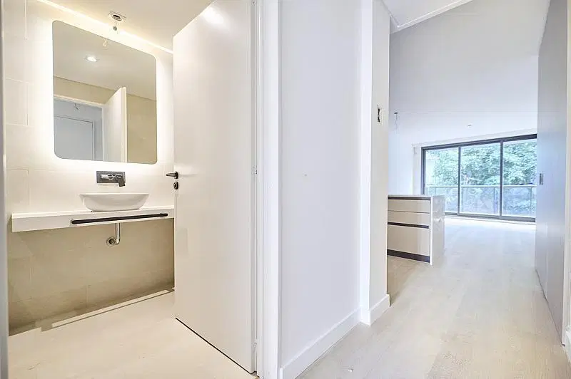 Semipisos de 2 ambientes pasantes Venta Recoleta 3