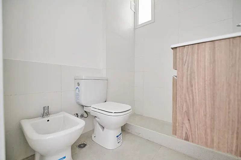 Venta Nuñez Amplio Monoambiente con patio en planta baja 3
